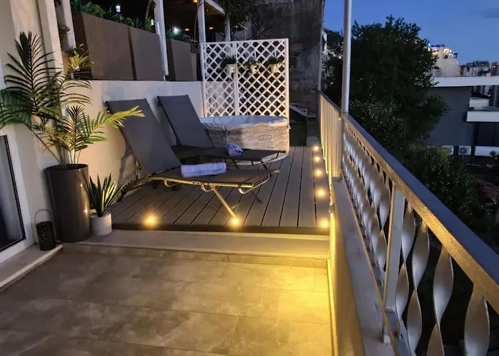 Kate's Studio With An Amazing View *