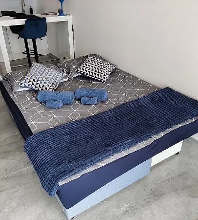 Kate's Studio With An Amazing View 아파트