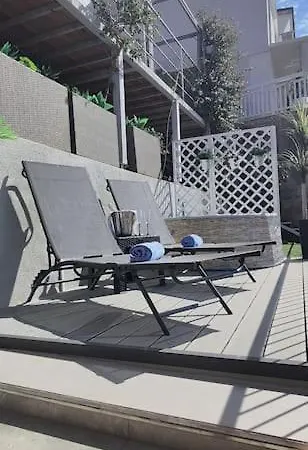 아파트 Kate's Studio With An Amazing View *