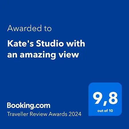 Kate's Studio With An Amazing View 아파트