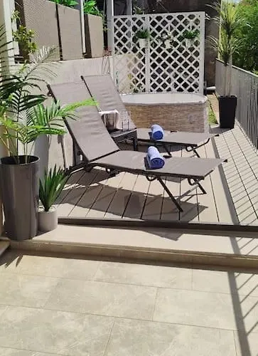 Kate's Studio With An Amazing View Appartamento *