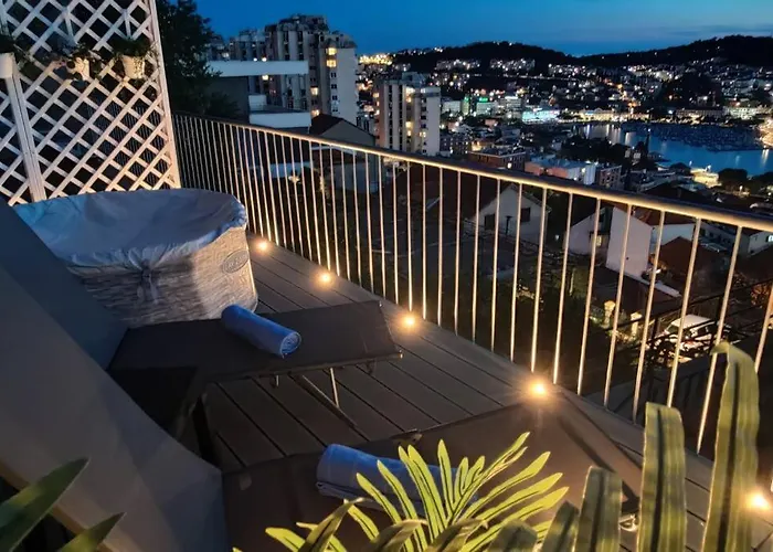 Kate's Studio With An Amazing View *